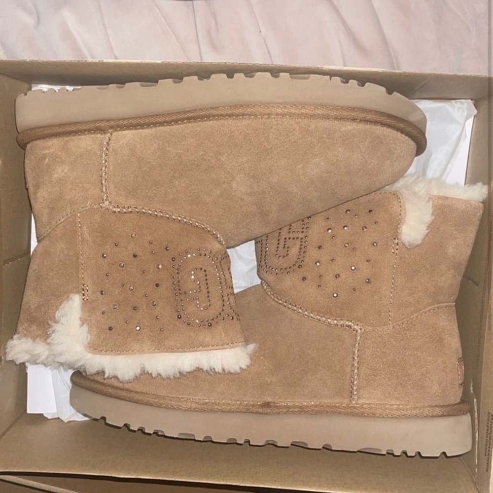 Classic UGG Mini W Gem